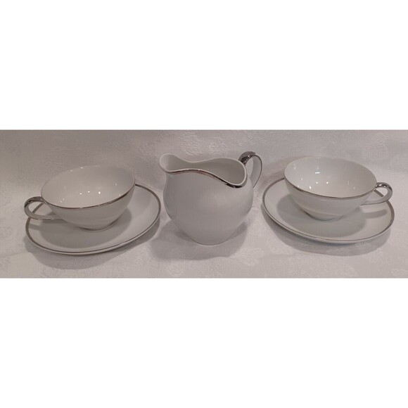 VINTAGE HARMONY HOUSE MODERNE FINE CHINA 5 PC. CUPS, SAUCERS, CREAMER 3545 - Picture 1 of 12